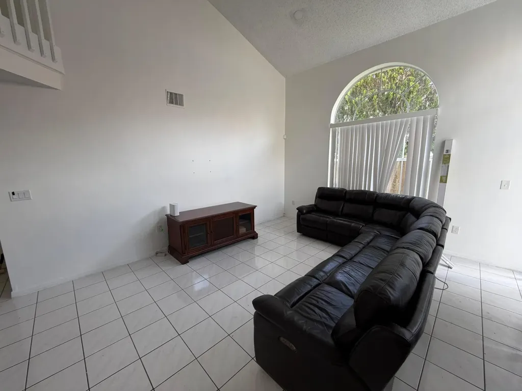 3780 Amalfi Drive Hollywood FL 33021