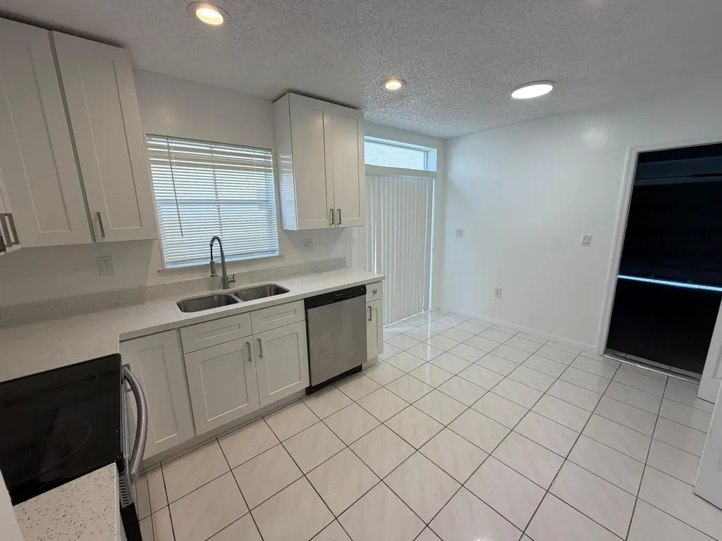 3780 Amalfi Drive Hollywood FL 33021