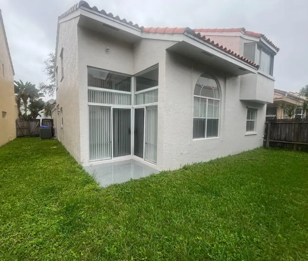 3780 Amalfi Drive Hollywood FL 33021