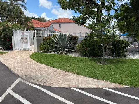 3780 Amalfi Drive Hollywood FL 33021
