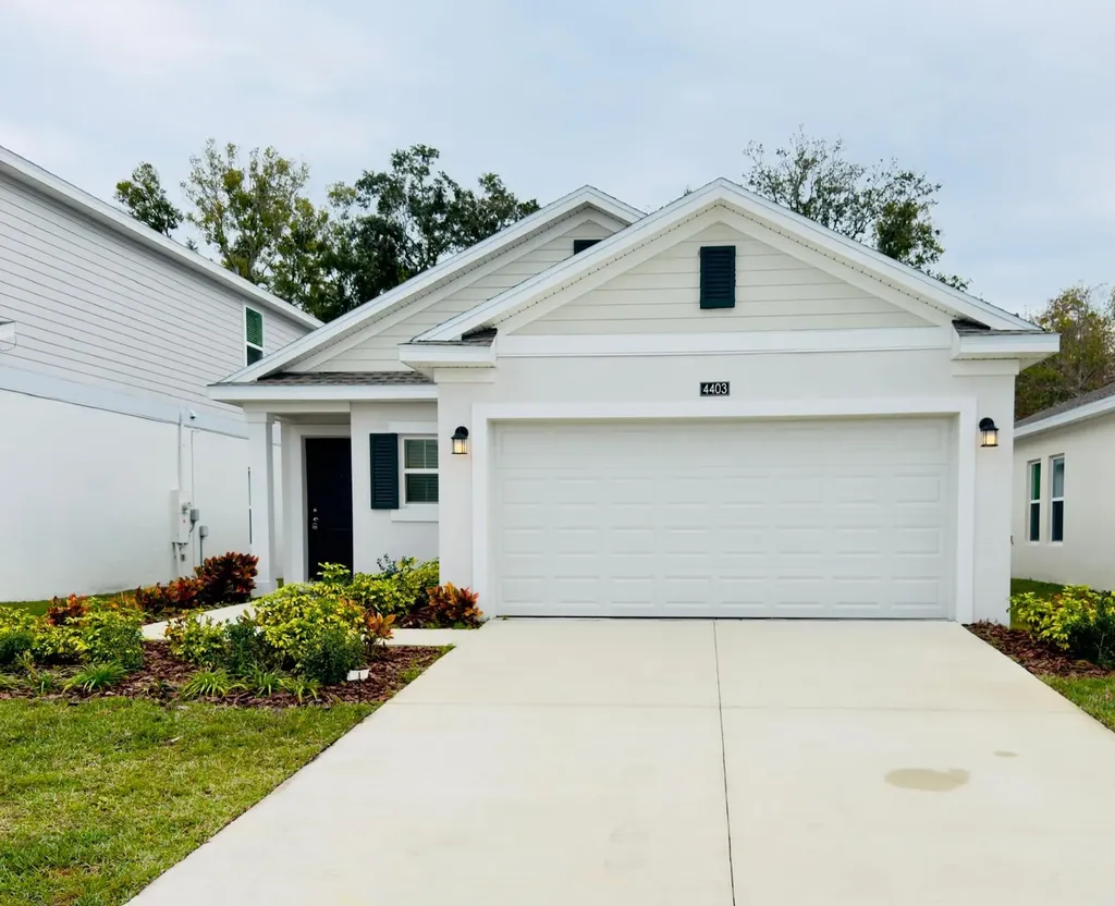 4403 Twisted Twig Bend Kissimmee FL 34746