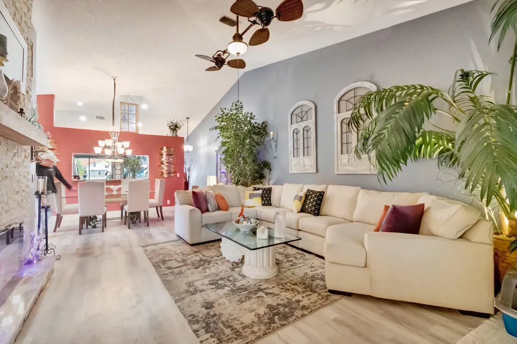 9705 Sills Drive E Boynton Beach FL 33437