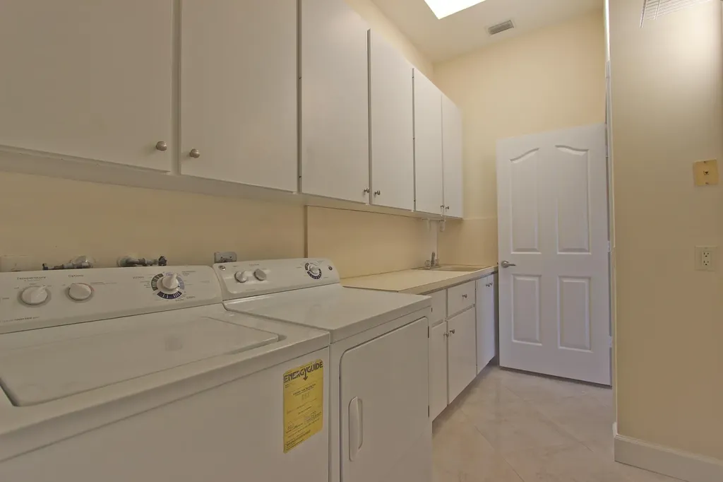 252 Sussex Circle Jupiter FL 33458