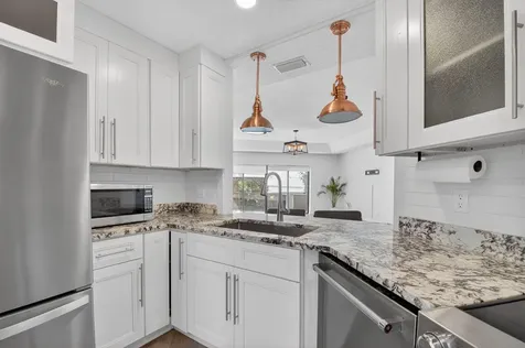 9074 Chatsworth Cascades Boca Raton FL 33434