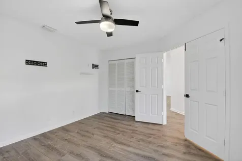 9074 Chatsworth Cascades Boca Raton FL 33434