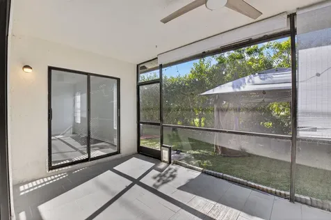 9074 Chatsworth Cascades Boca Raton FL 33434