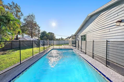 549 NW Salina Terrace Port St Lucie FL 34983