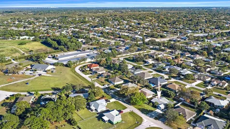 549 NW Salina Terrace Port St Lucie FL 34983