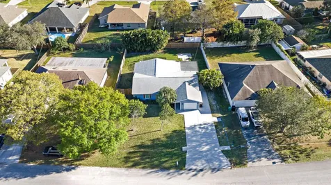 549 NW Salina Terrace Port St Lucie FL 34983