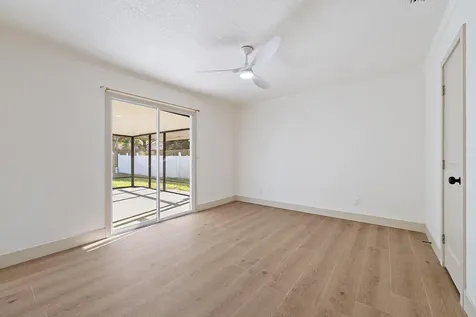549 NW Salina Terrace Port St Lucie FL 34983