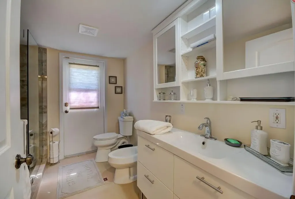 3855 NW 5th Avenue Boca Raton FL 33431