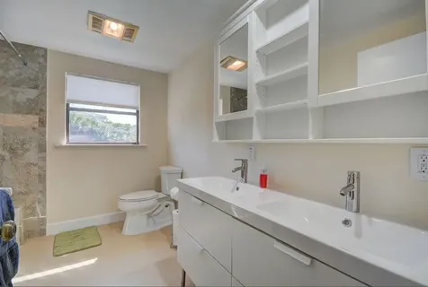 3855 NW 5th Avenue Boca Raton FL 33431