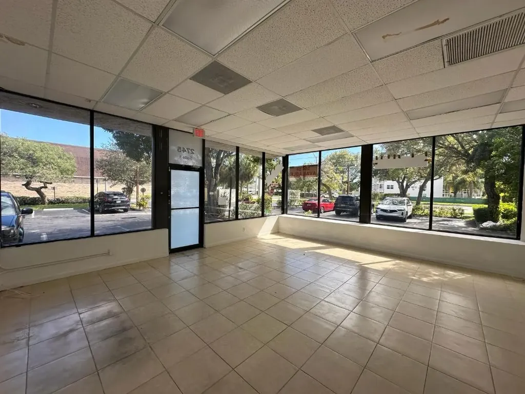 2745 W Hillsboro Boulevard Deerfield Beach FL 33442