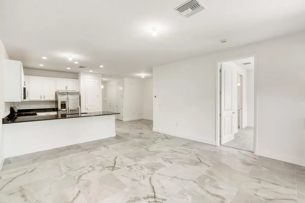 13422 SW Brightside Way Port St Lucie FL 34987