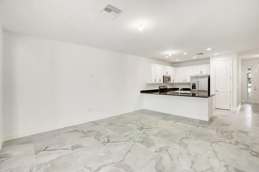 13422 SW Brightside Way Port St Lucie FL 34987