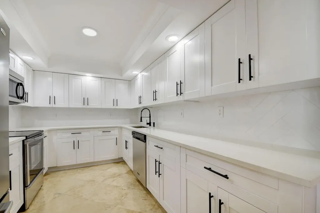 3250 S Ocean Boulevard Palm Beach FL 33480