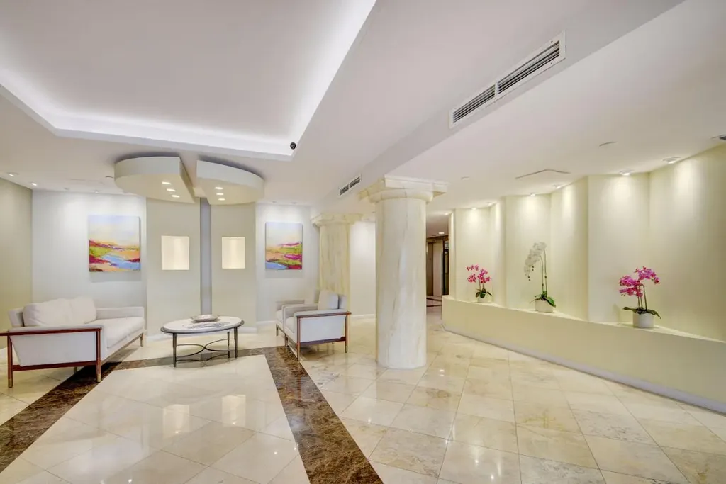 3250 S Ocean Boulevard Palm Beach FL 33480