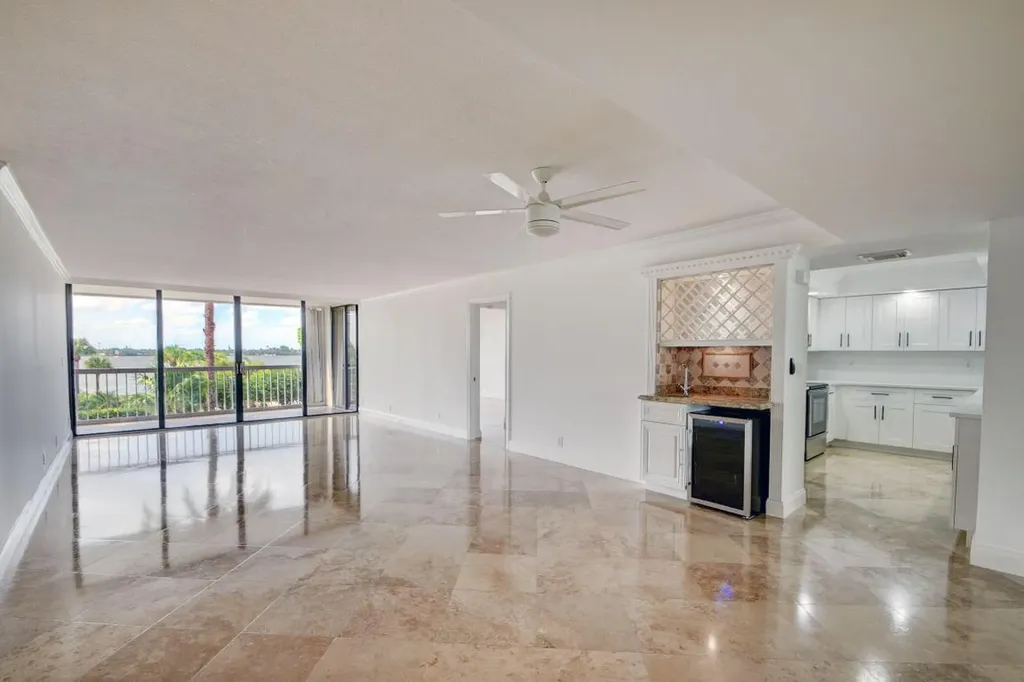 3250 S Ocean Boulevard Palm Beach FL 33480