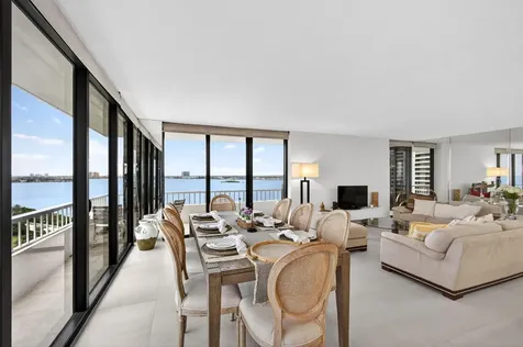 5540 N Ocean Drive Singer Island FL 33404