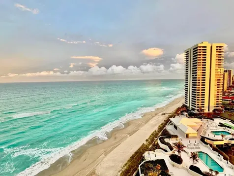5540 N Ocean Drive Singer Island FL 33404