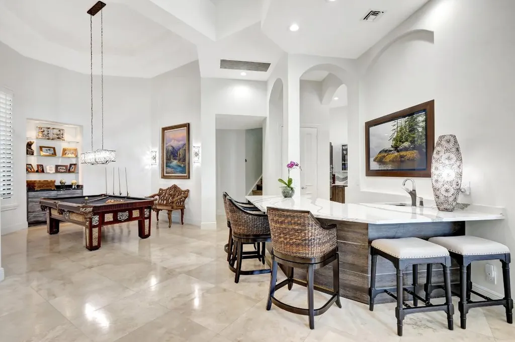 118 Via Quantera Palm Beach Gardens FL 33418