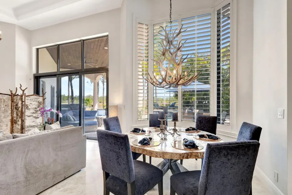 118 Via Quantera Palm Beach Gardens FL 33418