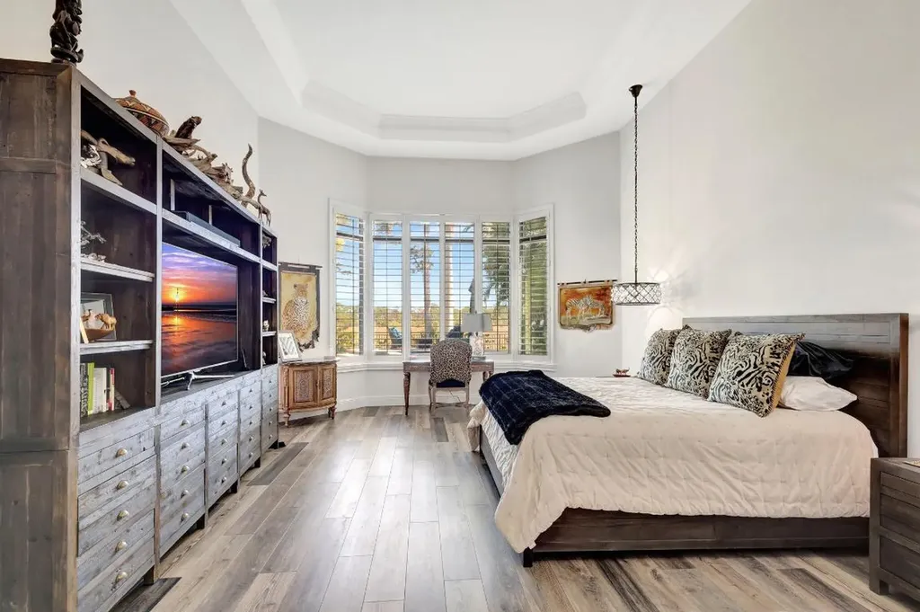 118 Via Quantera Palm Beach Gardens FL 33418