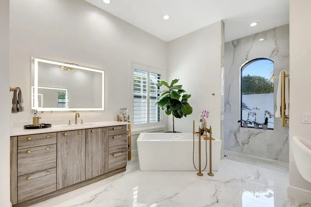 118 Via Quantera Palm Beach Gardens FL 33418