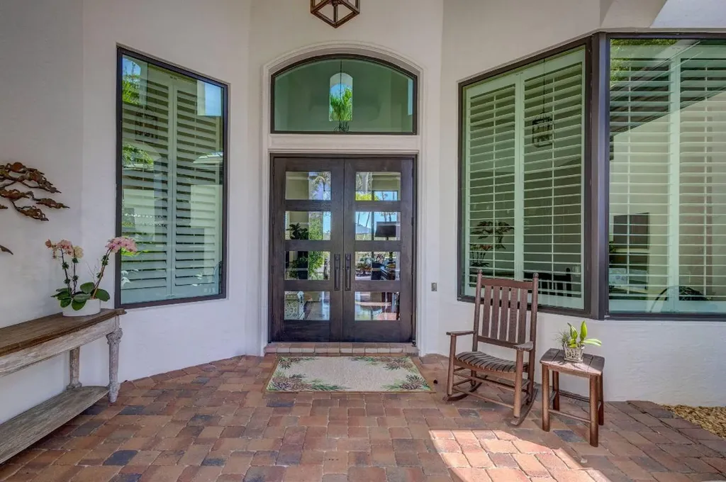 118 Via Quantera Palm Beach Gardens FL 33418