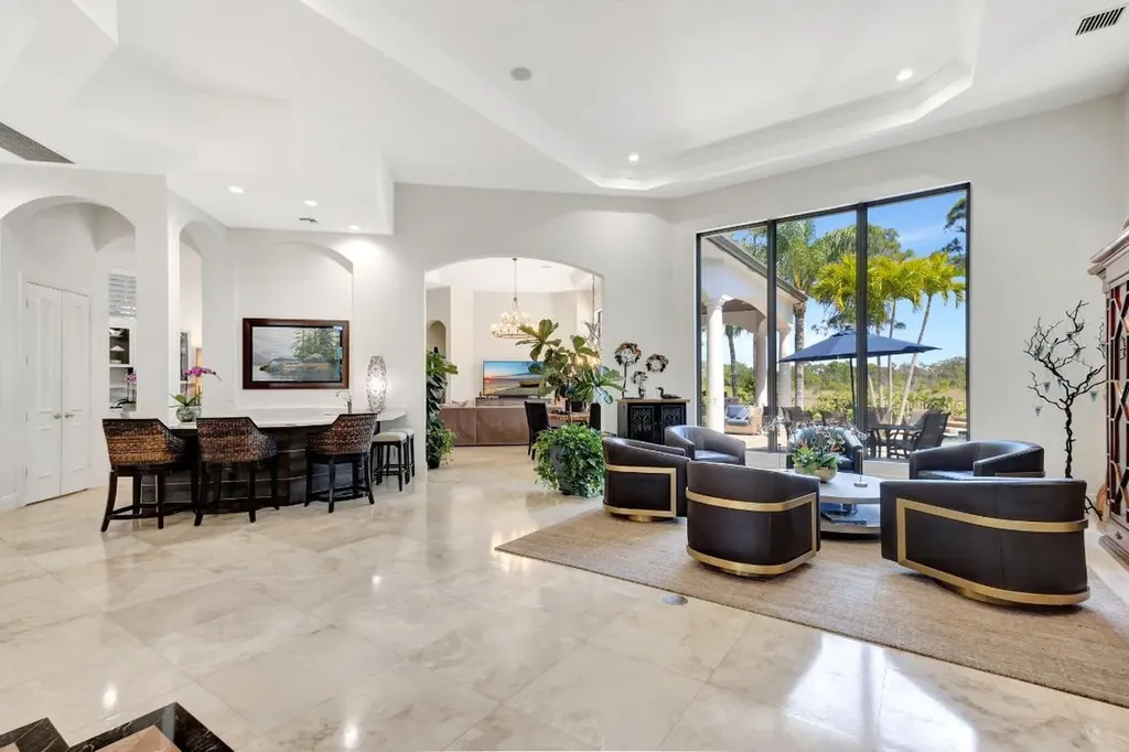 118 Via Quantera Palm Beach Gardens FL 33418