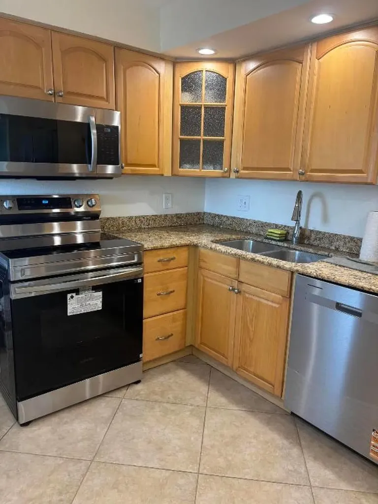 6461 NW 2nd Avenue NW Boca Raton FL 33487