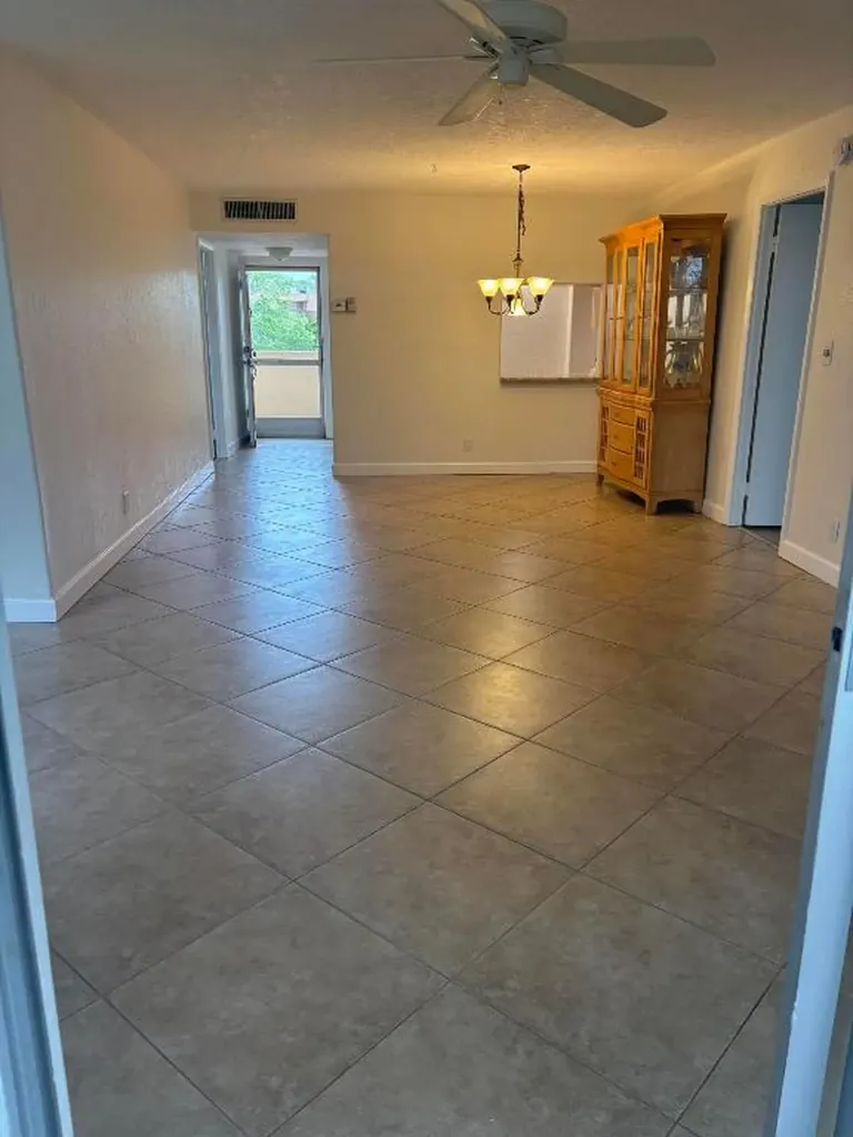 6461 NW 2nd Avenue NW Boca Raton FL 33487