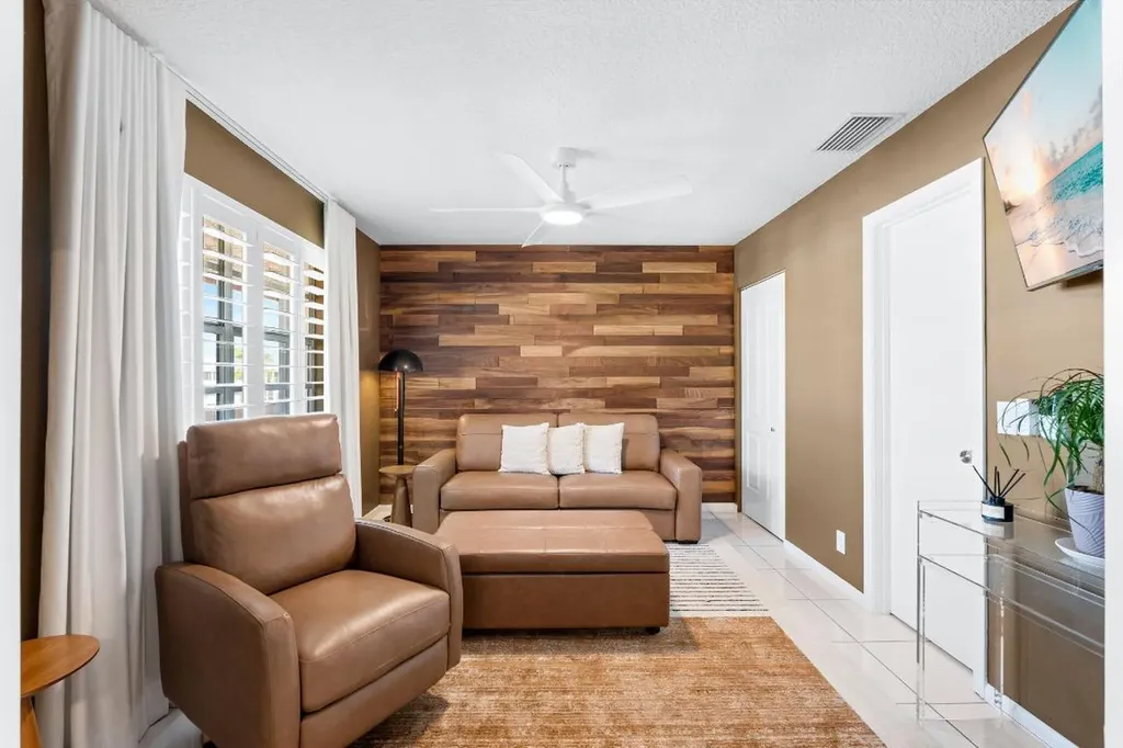 1540 NW 18th Avenue Delray Beach FL 33445