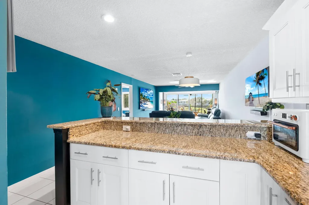 1540 NW 18th Avenue Delray Beach FL 33445