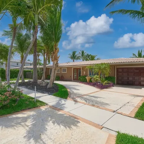 2810 NE 48th Court Lighthouse Point FL 33064