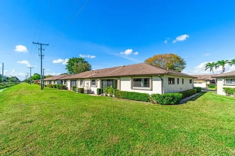 4862 Equestrian Road Boynton Beach FL 33436