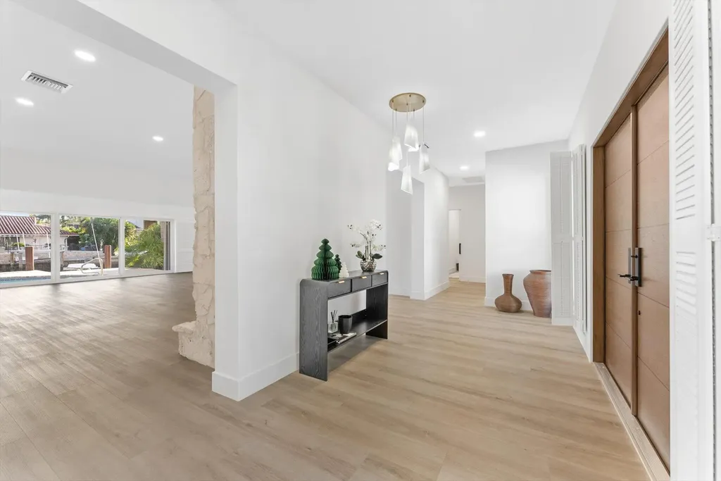 872 Lilac Drive Boca Raton FL 33487