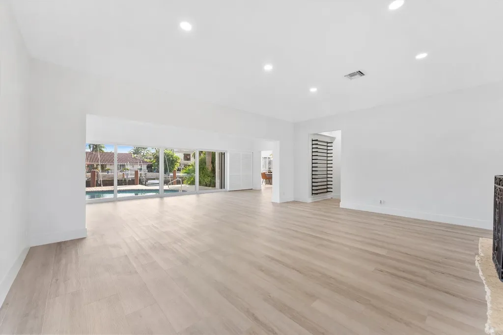 872 Lilac Drive Boca Raton FL 33487