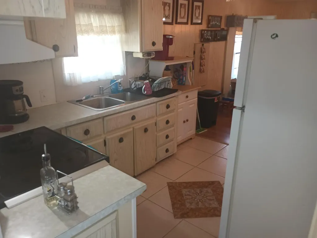 12 Universidad Lane Port St Lucie FL 34952