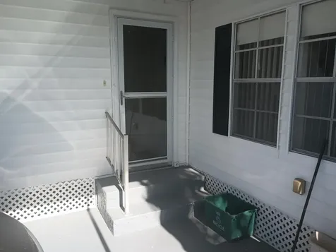 12 Universidad Lane Port St Lucie FL 34952