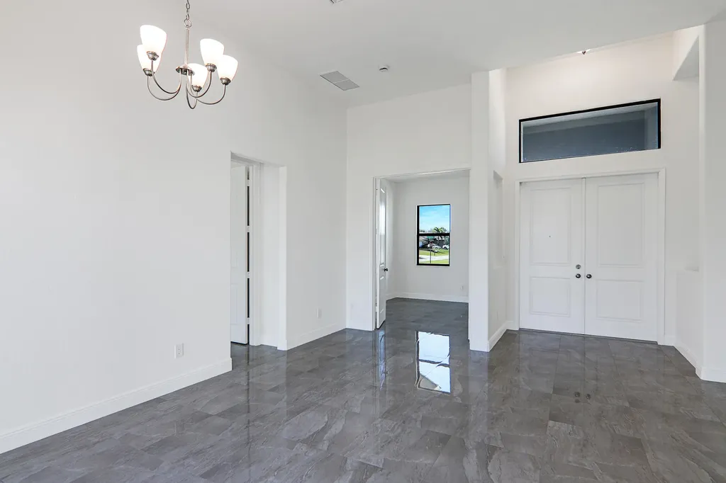 4689 SW Tacoma Street Port St Lucie FL 34953