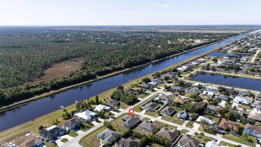 4689 SW Tacoma Street Port St Lucie FL 34953