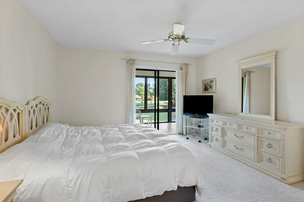 4665 Kittiwake Court Boynton Beach FL 33436