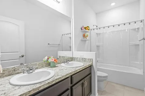 5681 NW Croton Avenue Port St Lucie FL 34986