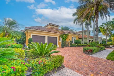 231 SE Bella Strano Port St Lucie FL 34984