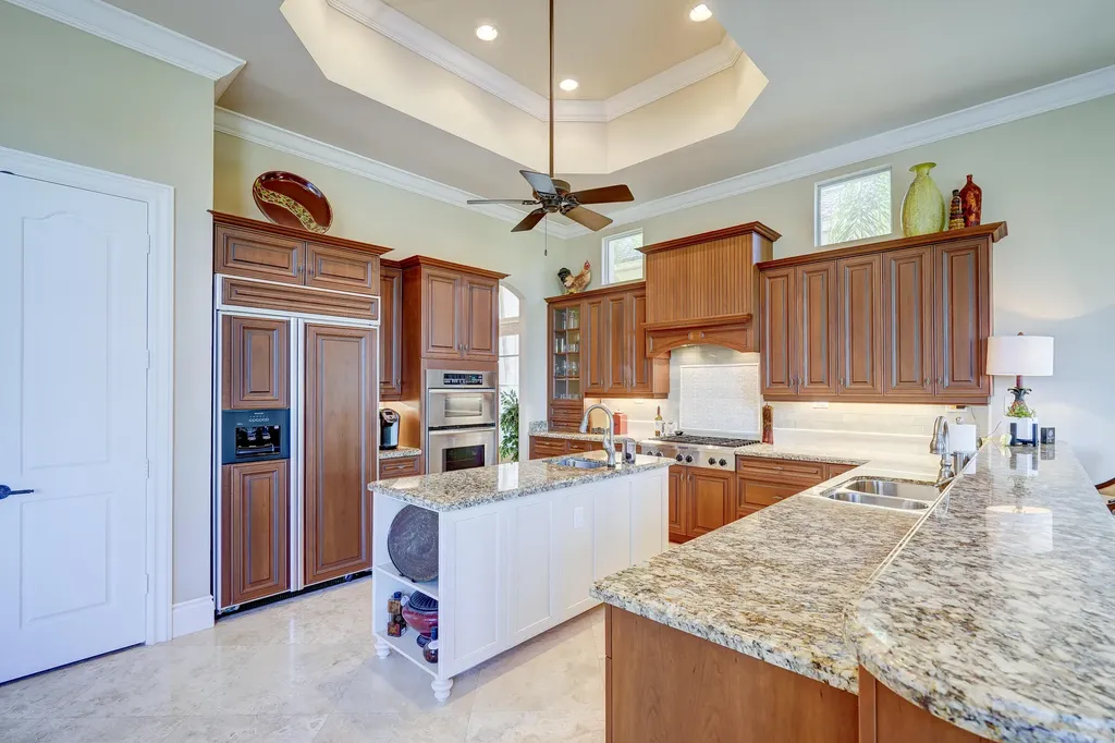 190 SE Bella Strano Port St Lucie FL 34984