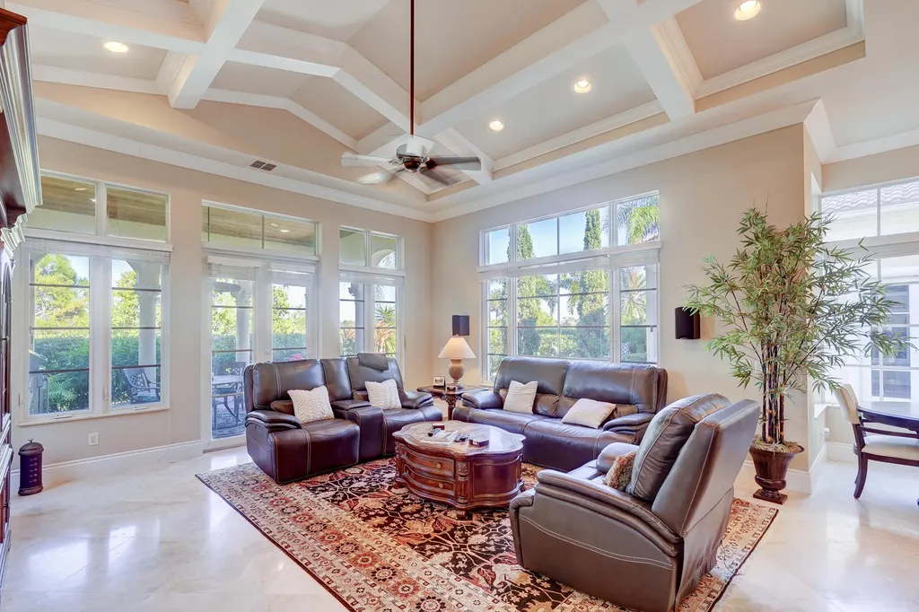 190 SE Bella Strano Port St Lucie FL 34984