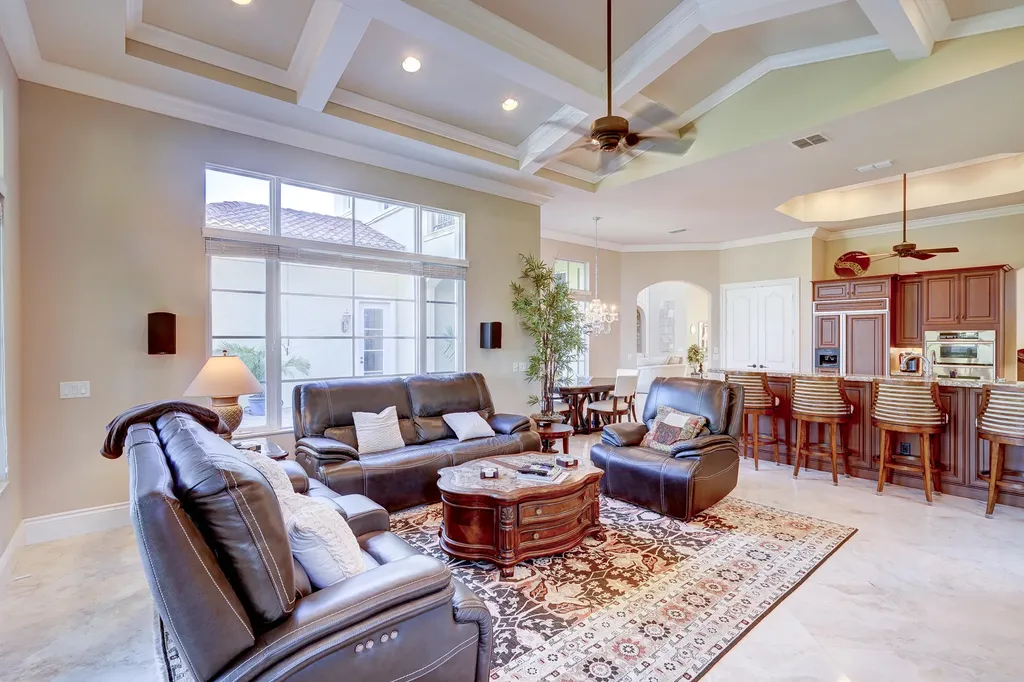 190 SE Bella Strano Port St Lucie FL 34984