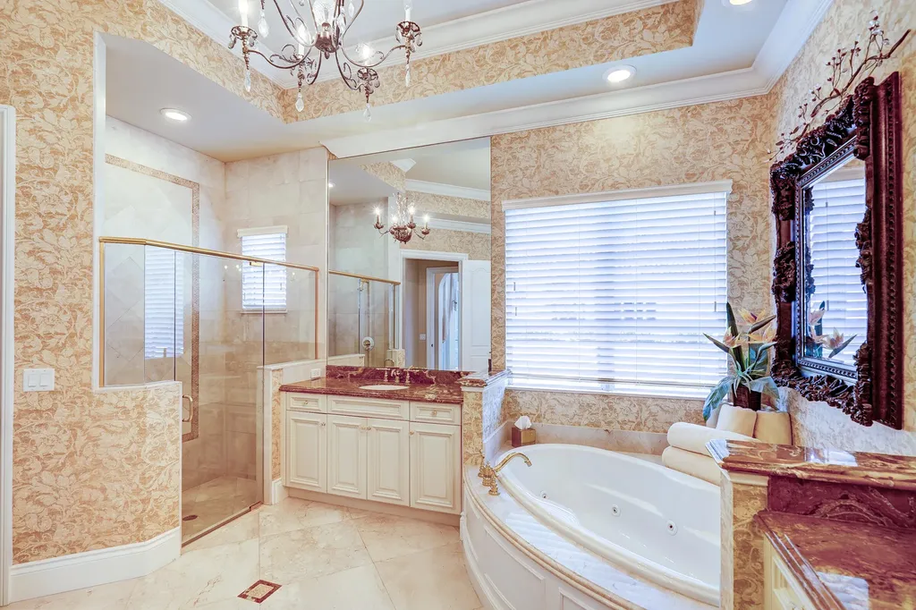 190 SE Bella Strano Port St Lucie FL 34984