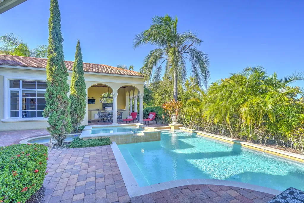 190 SE Bella Strano Port St Lucie FL 34984